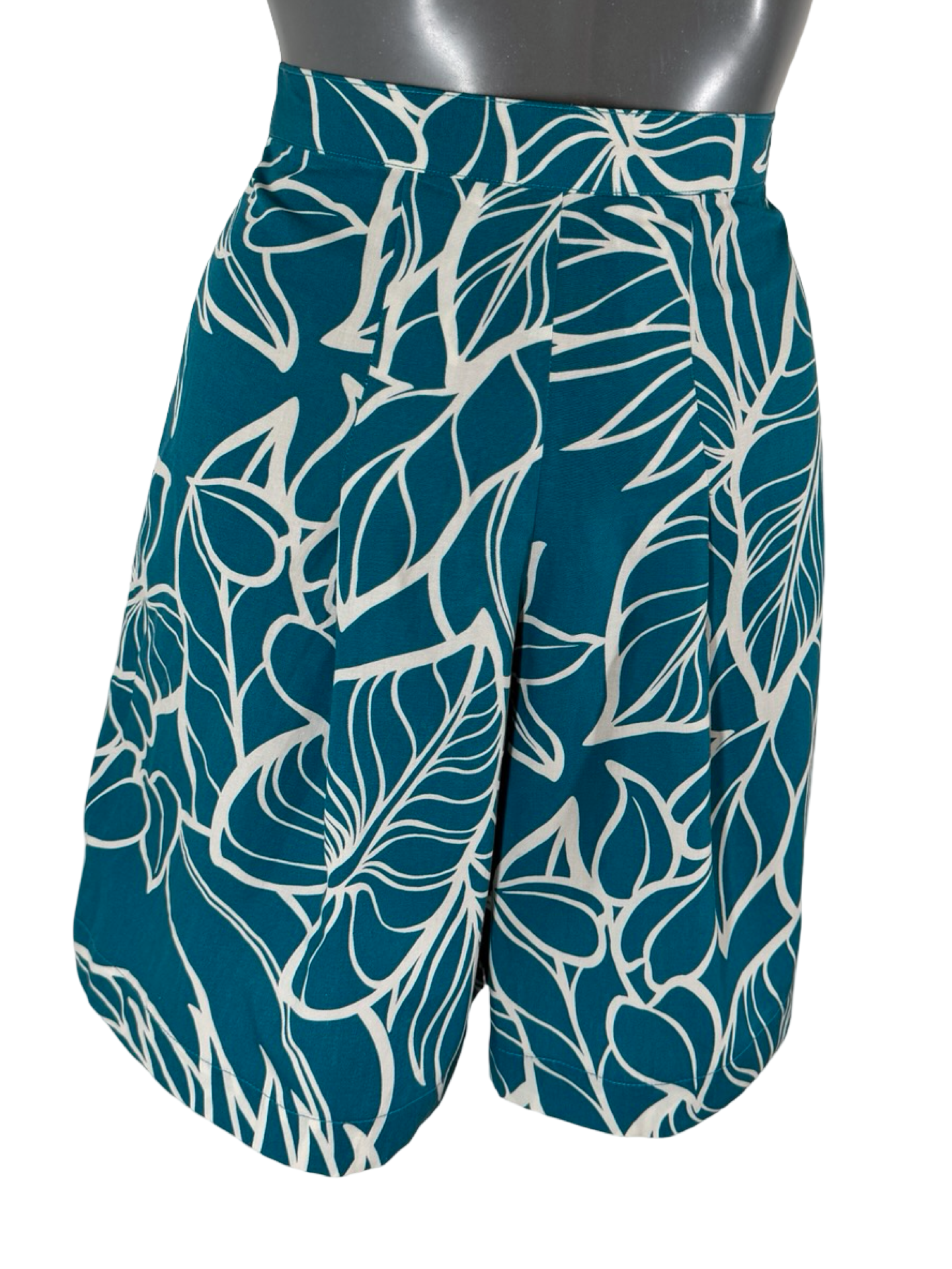 Hawaiian High-Waisted 40s style Shorts - UK 8