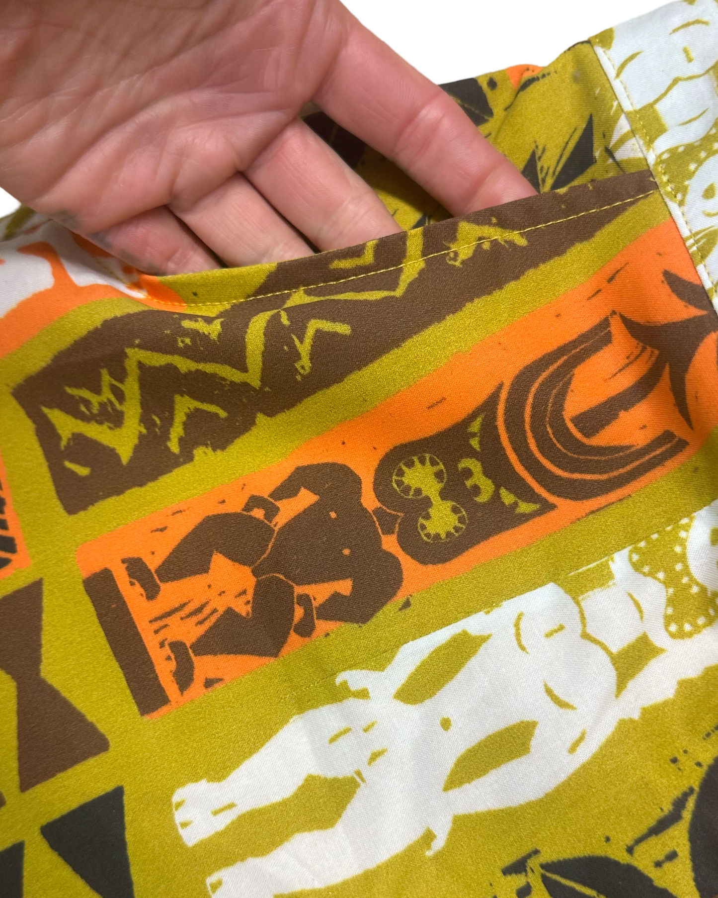 Tiki shorts - UK 8