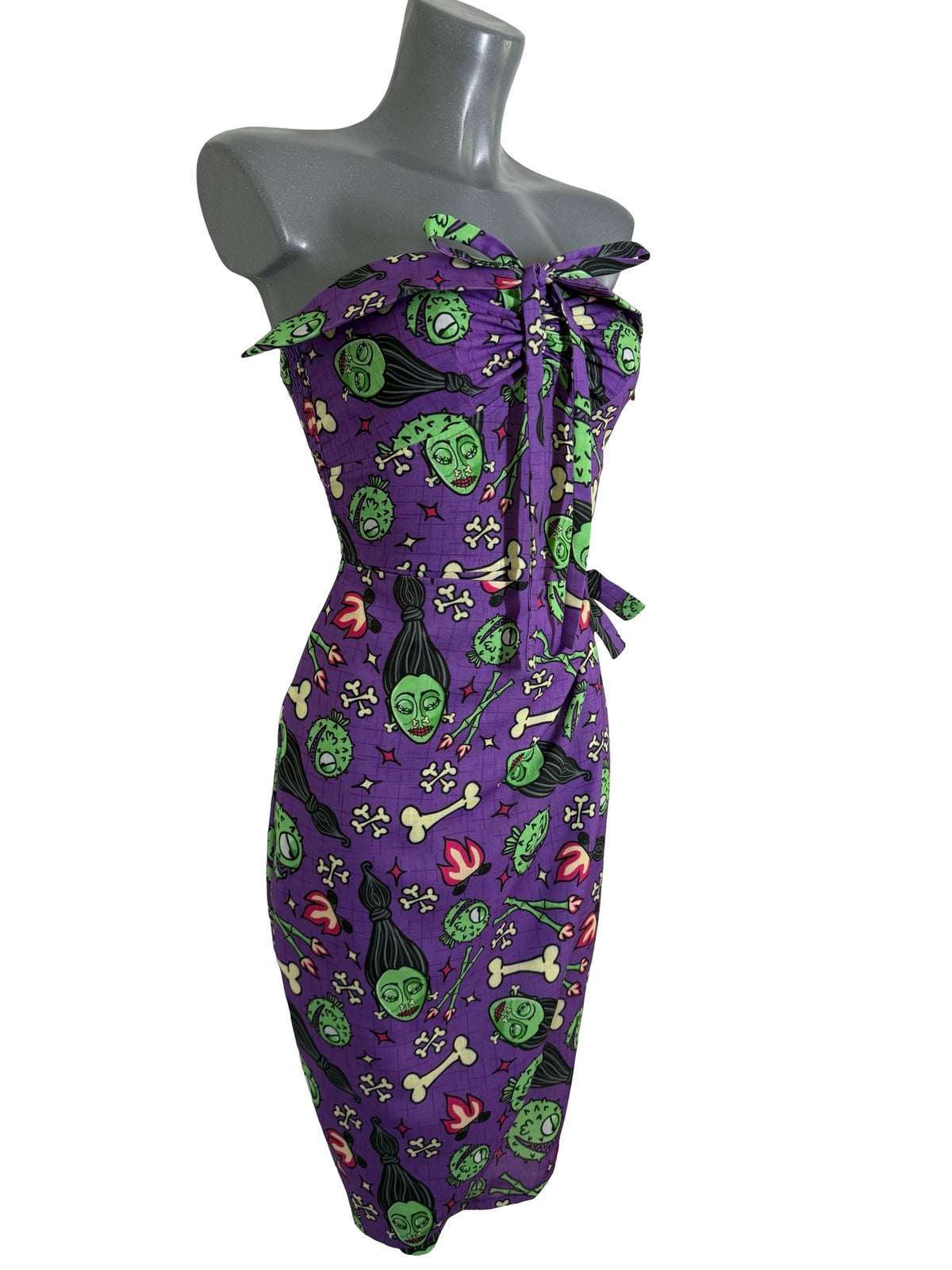 Kursed Sarong Dress