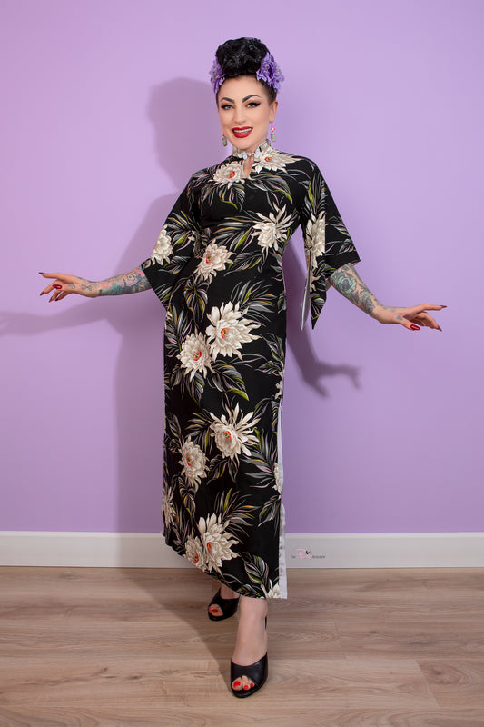 Original Pake Muu with High Leg Split