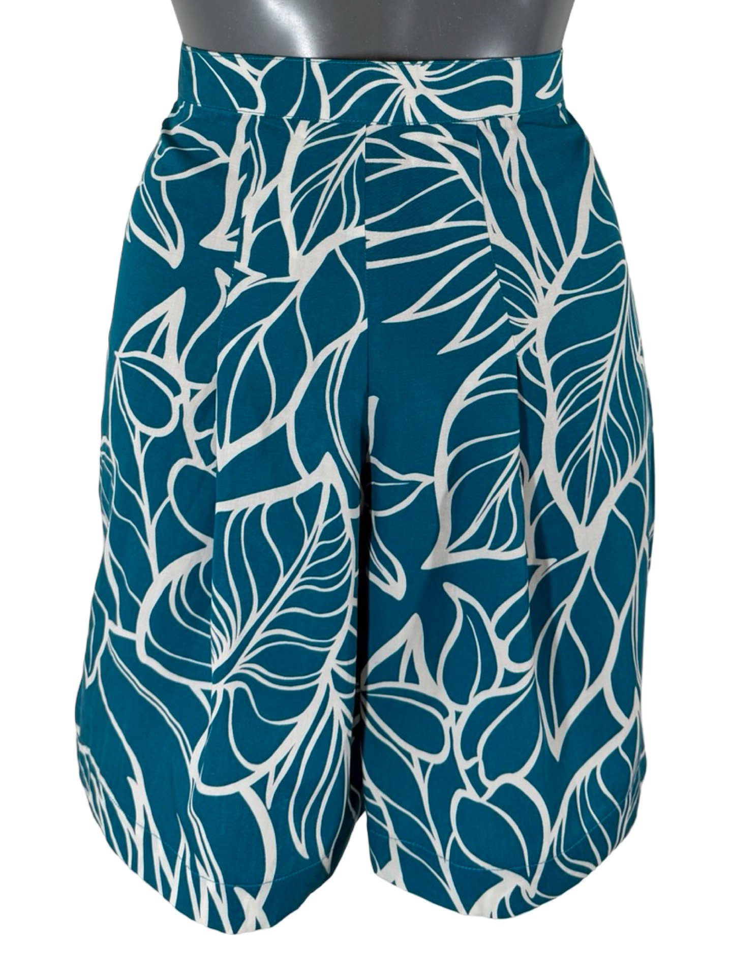 Hawaiian High-Waisted 40s style Shorts - UK 8